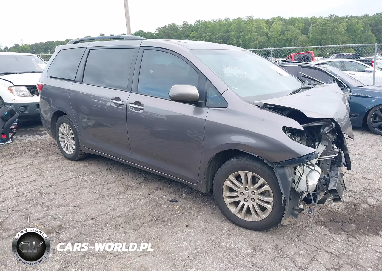 2016 Toyota Sienna Xle 8 Passenger