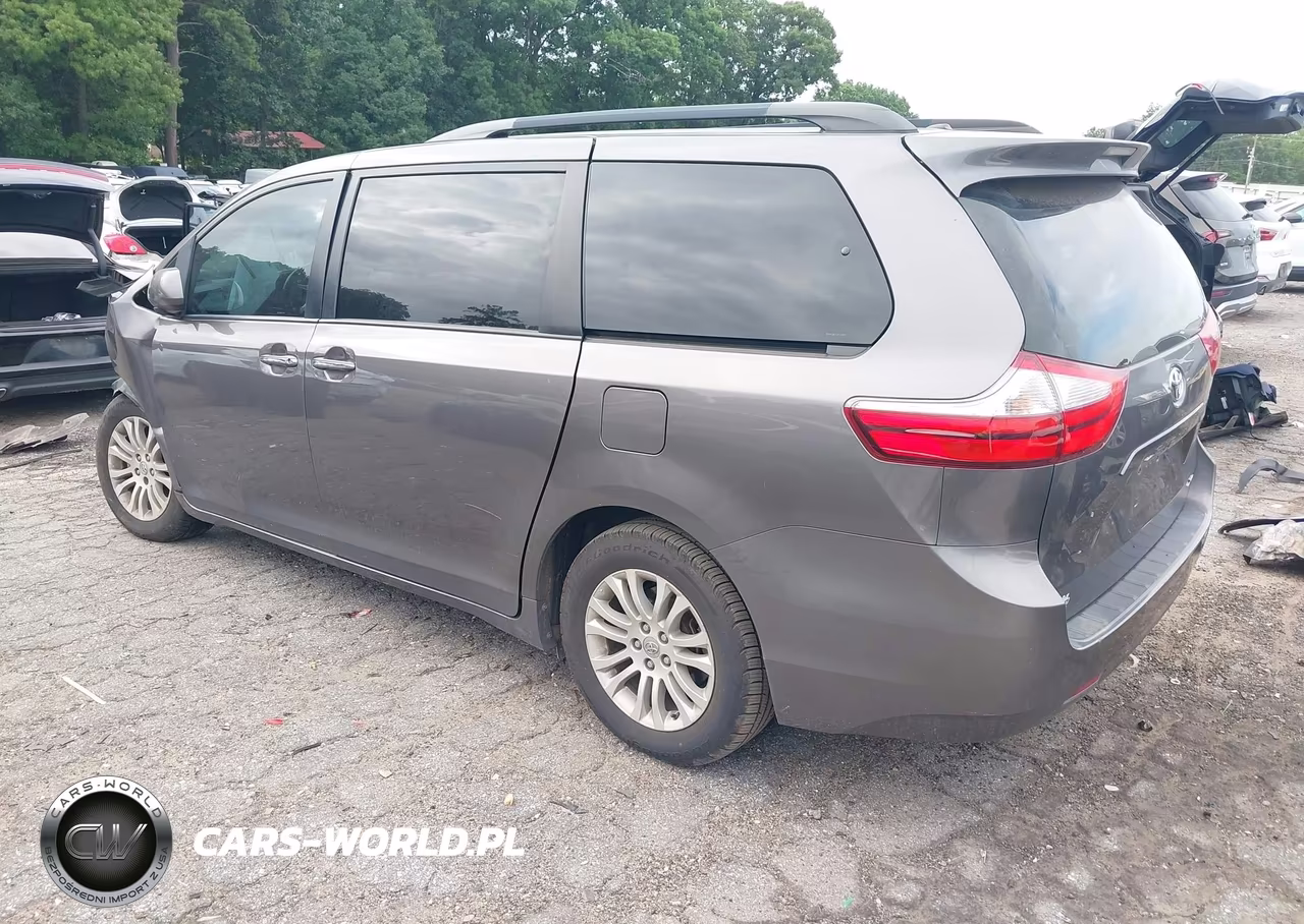 2016 Toyota Sienna Xle 8 Passenger VIN:5TDYK3DCXGS725972 - 3