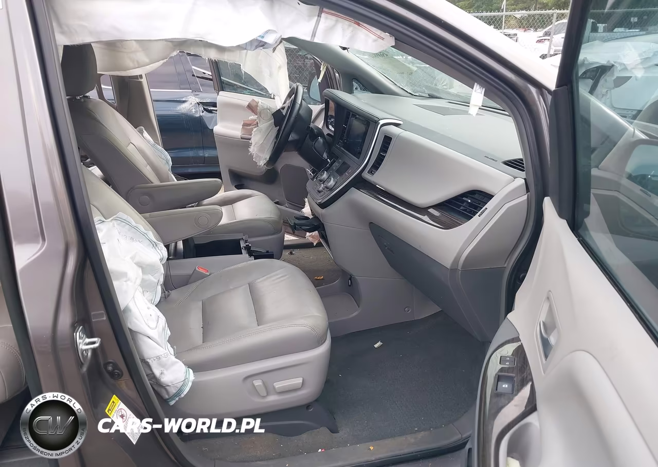 2016 Toyota Sienna Xle 8 Passenger VIN:5TDYK3DCXGS725972 - 5
