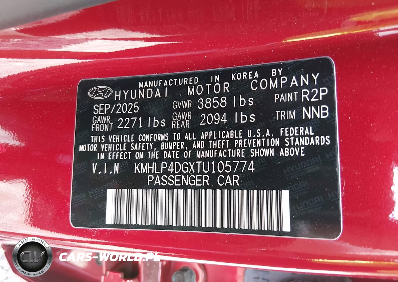2026 Hyundai Elantra Limited VIN:KMHLP4DGXTU105774 - 9