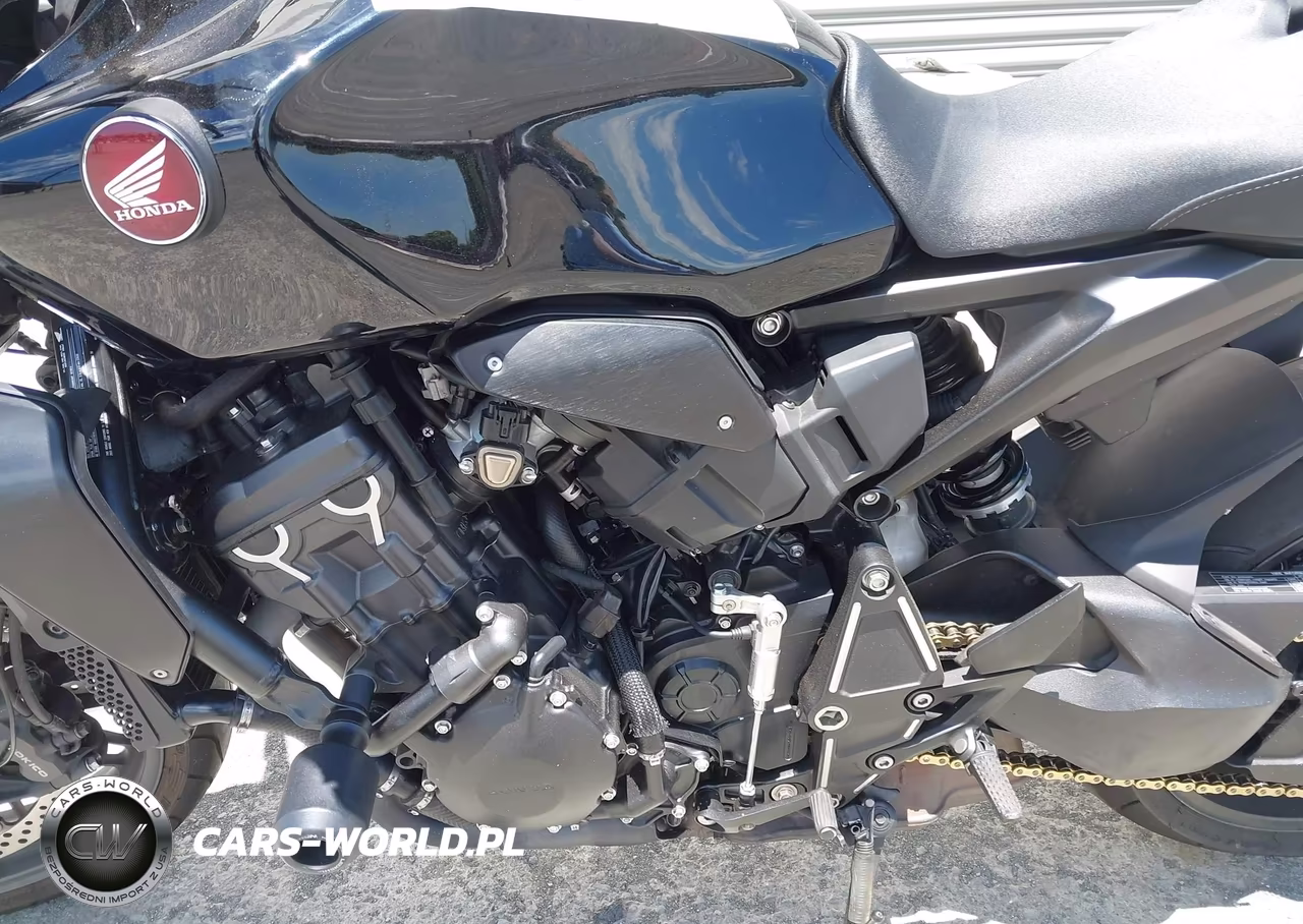 2023 Honda Cb1000 Ra VIN:JH2SC8010PK500205 - 9