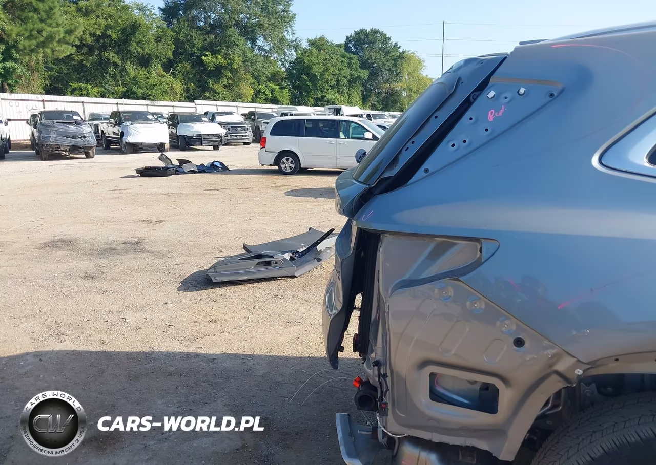 2026 Buick Enclave Preferred Fwd VIN:5GAERAKS0TJ208007 - 19