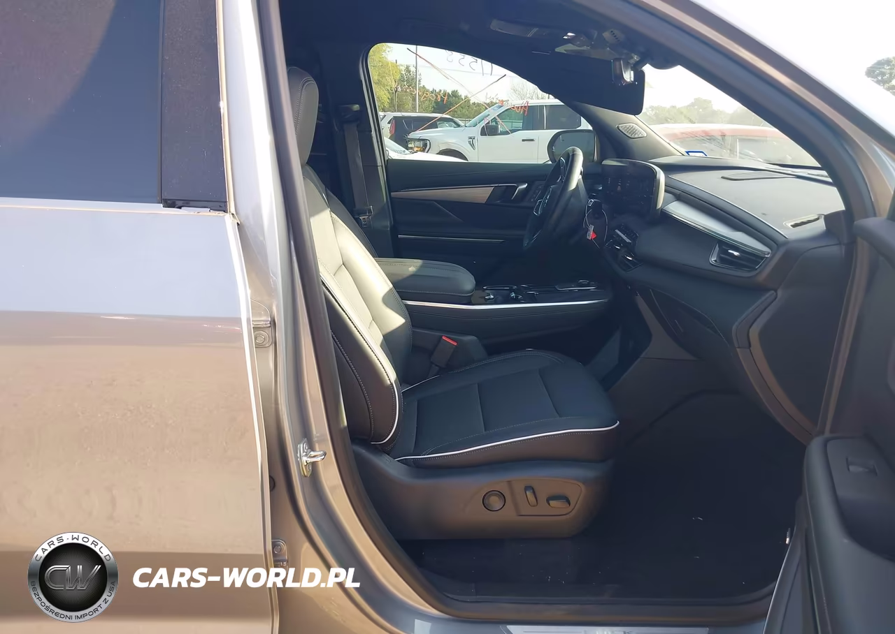 2026 Buick Enclave Preferred Fwd VIN:5GAERAKS0TJ208007 - 5