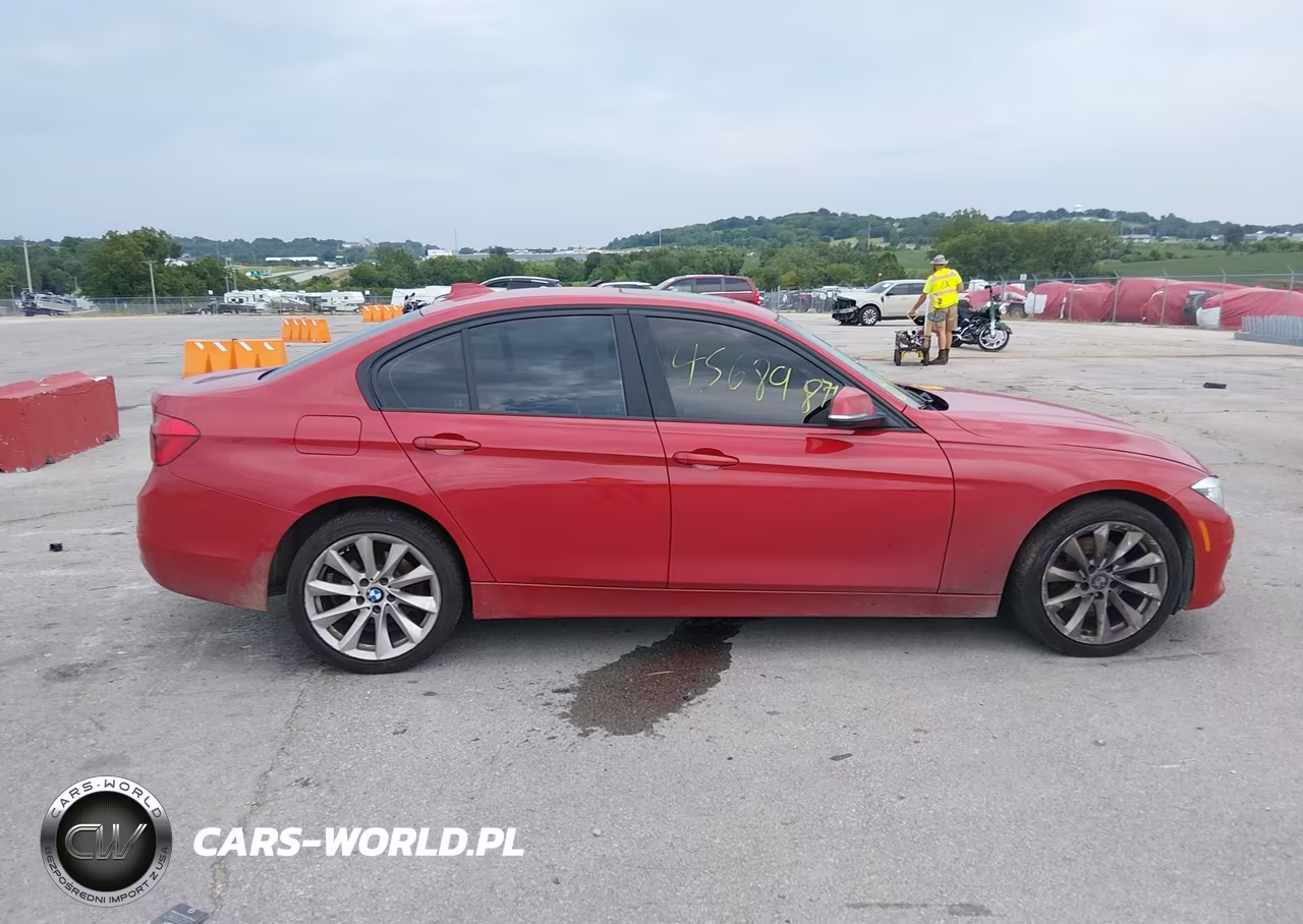 2018 BMW 320I xDrive VIN:WBA8E5G53JNV01971 - 14