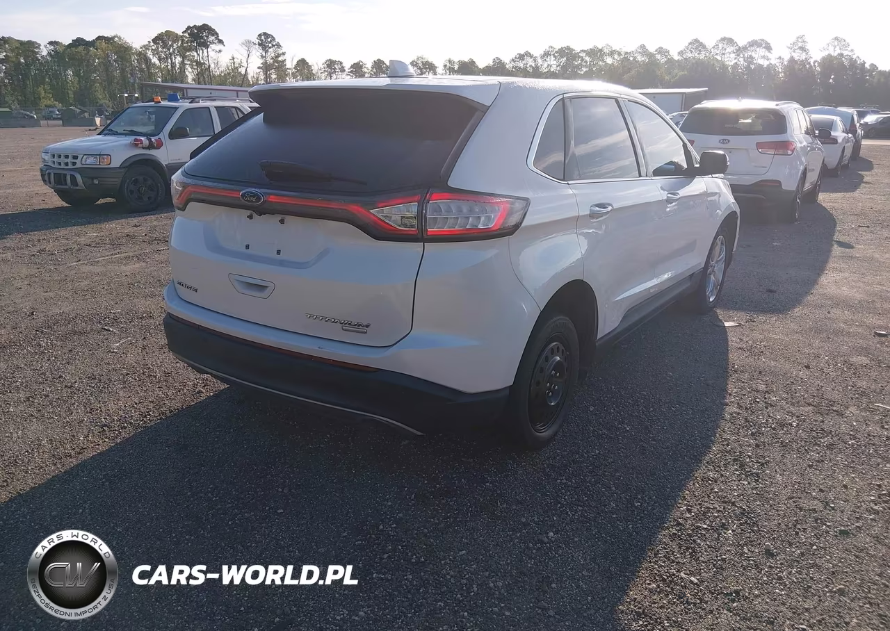 2018 Ford Edge Titanium VIN:2FMPK3K90JBC30459 - 4