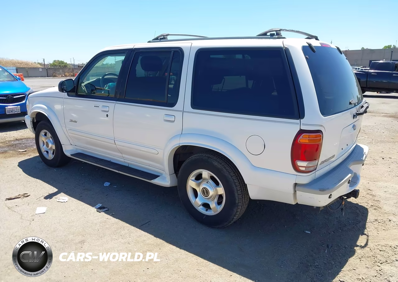 2000 Ford Explorer Limited VIN:1FMDU75E4YZB18140 - 3