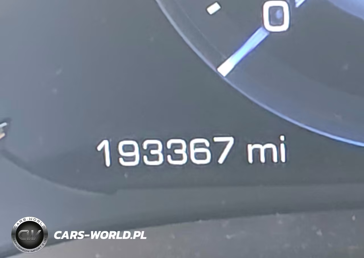 2017 Cadillac Escalade Esv Luxury VIN:1GYS3HKJ9HR235647 - 15