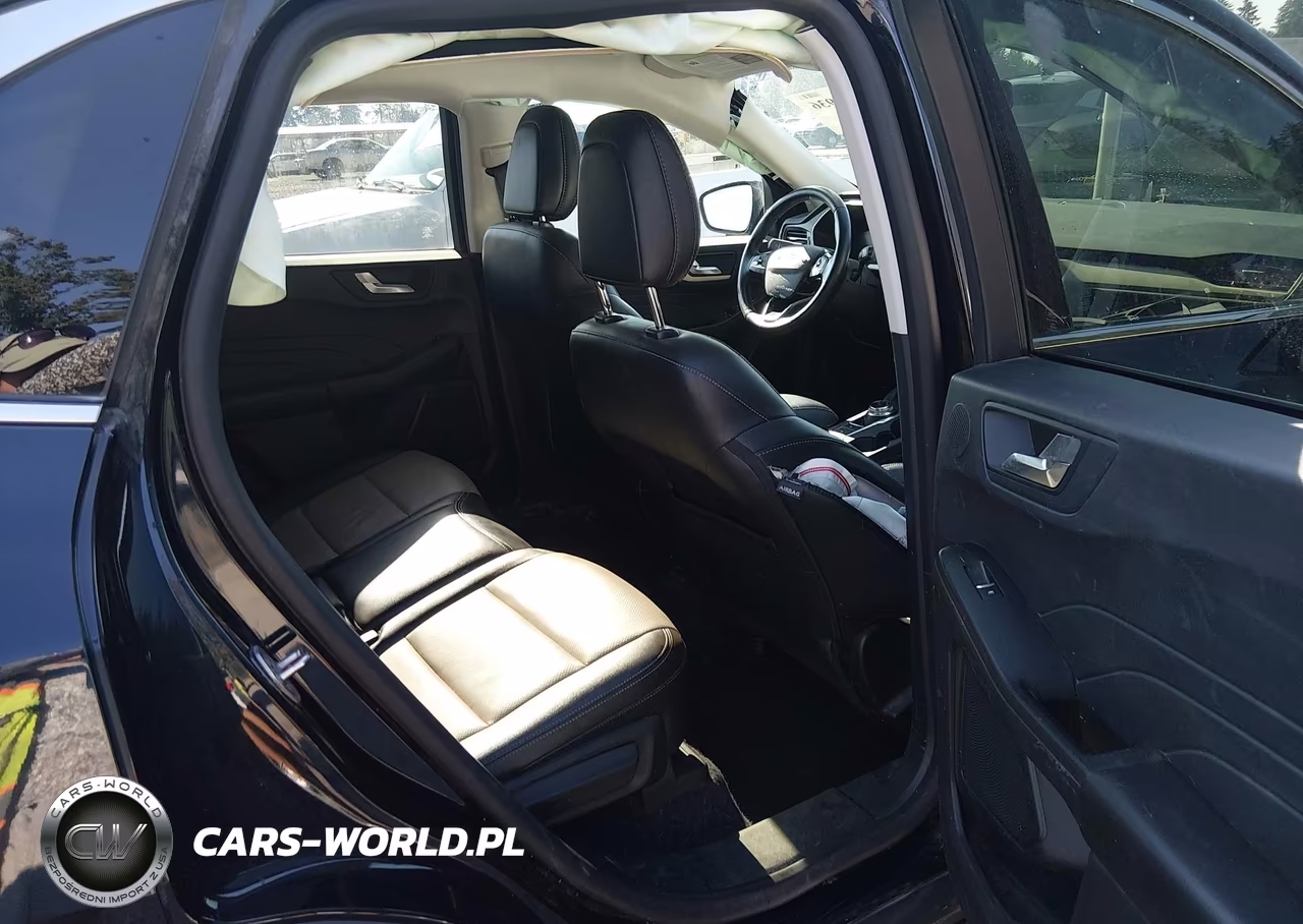 2021 Ford Escape Titanium Hybrid VIN:1FMCU9DZ3MUA18940 - 8