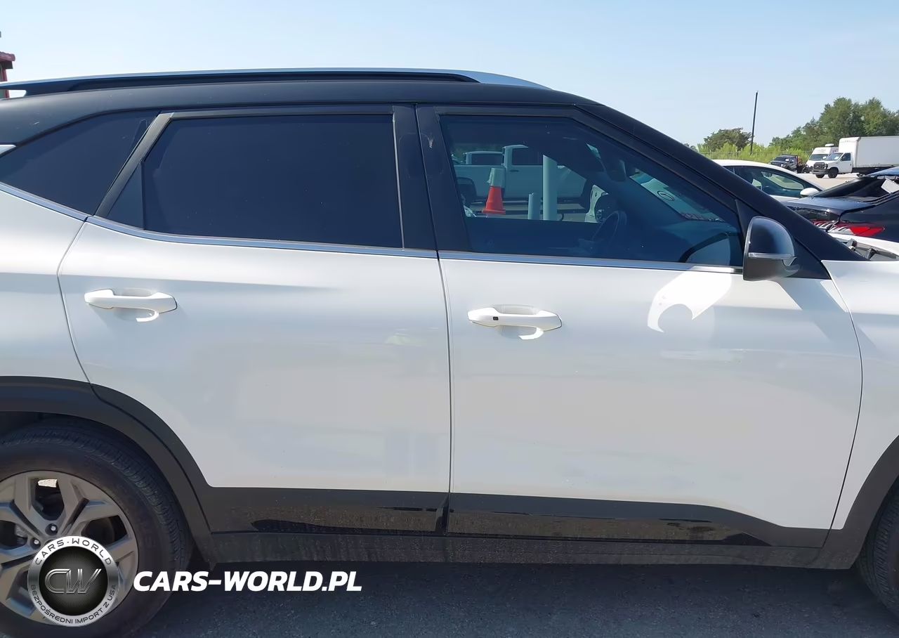 2024 Kia Seltos S VIN:KNDEU2AA9R7552761 - 14