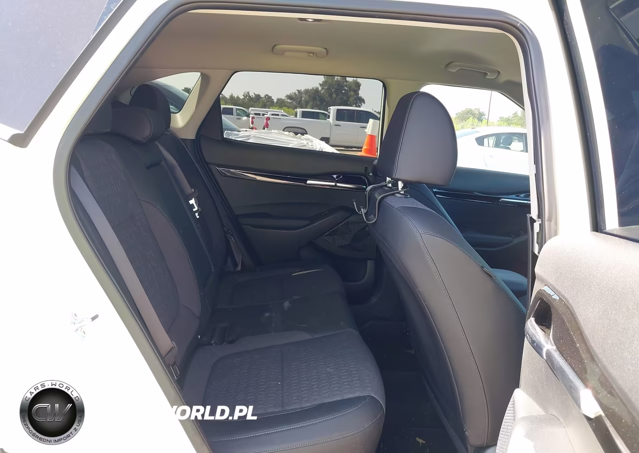 2024 Kia Seltos S VIN:KNDEU2AA9R7552761 - 8