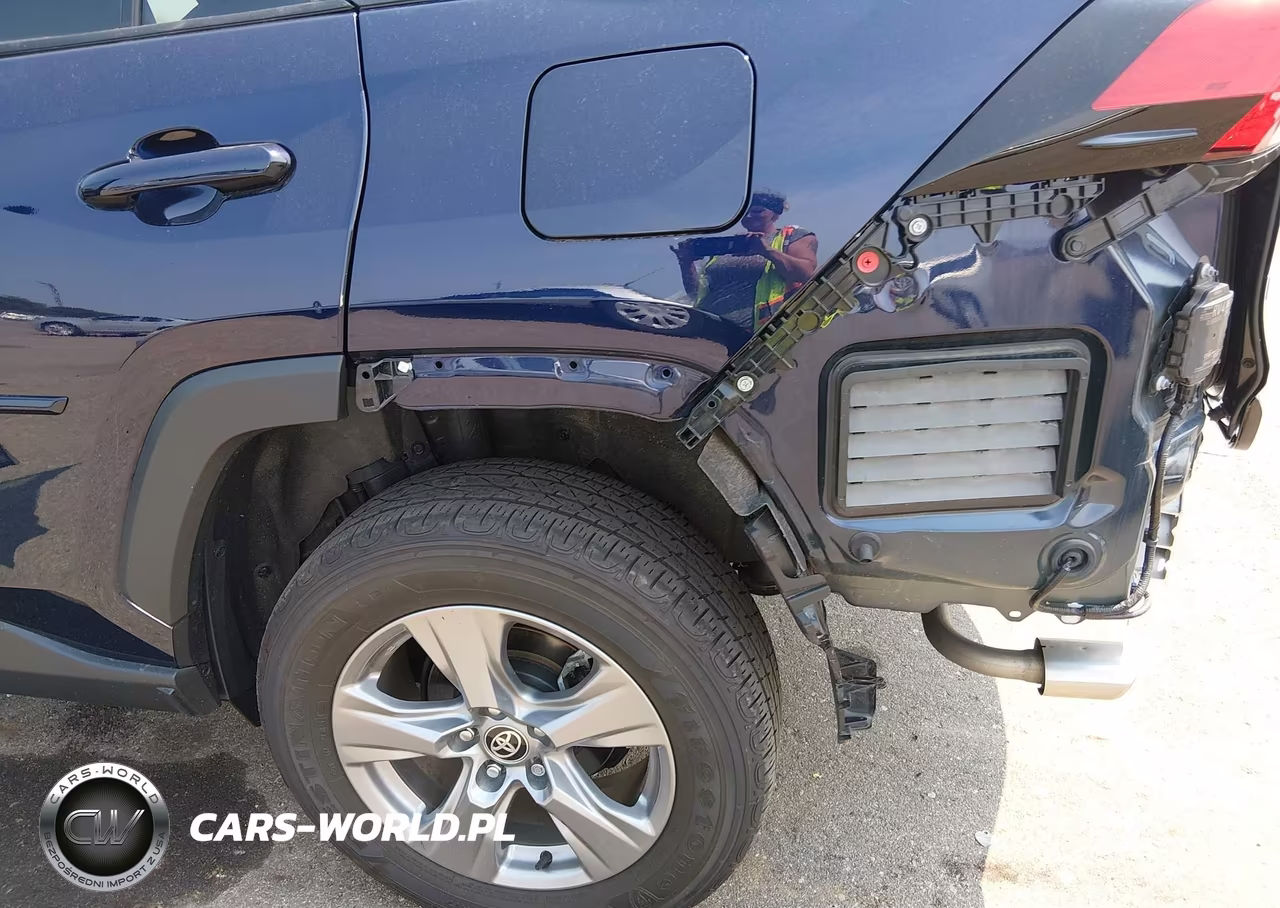 2024 Toyota Rav4 Xle VIN:2T3P1RFVXRW459399 - 19