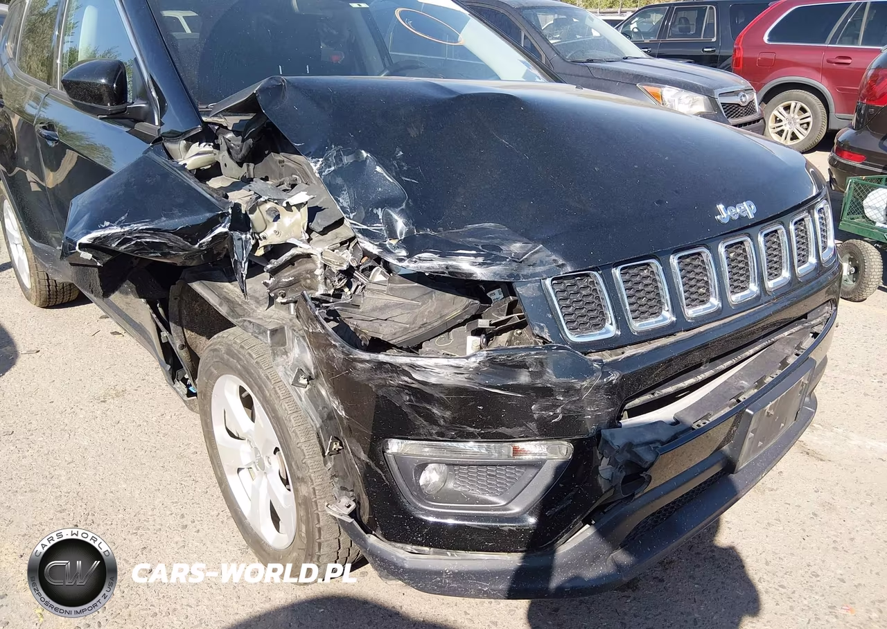 2020 Jeep Compass Latitude 4X4 VIN:3C4NJDBB3LT115952 - 6