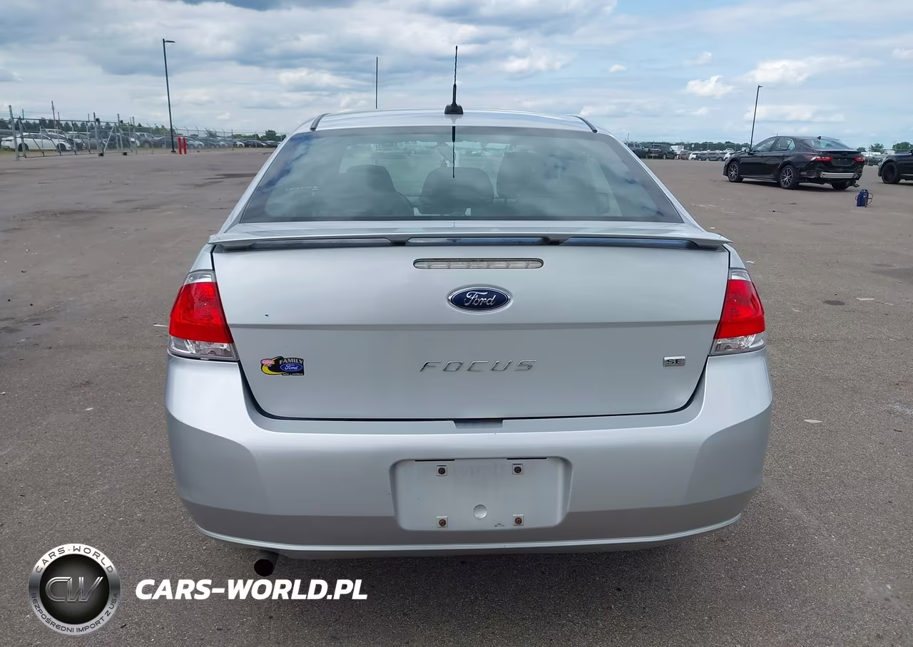 2011 Ford Focus Se VIN:1FAHP3FNXBW180726 - 16
