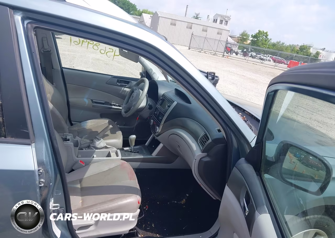 2011 Subaru Forester 2.5X Touring VIN:JF2SHAGC1BH717259 - 5