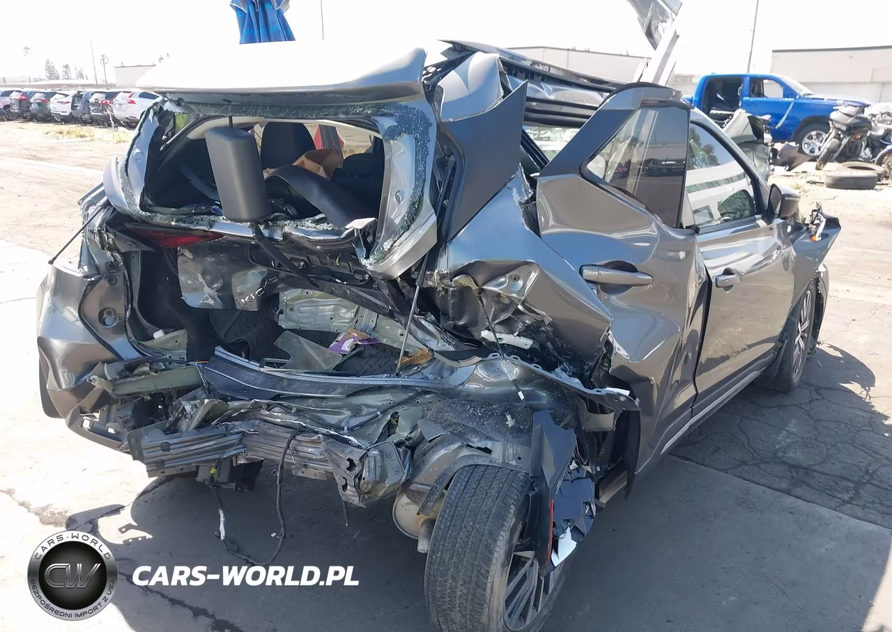 2021 Nissan Kicks Sr Xtronic Cvt VIN:3N1CP5DV5ML475263 - 4