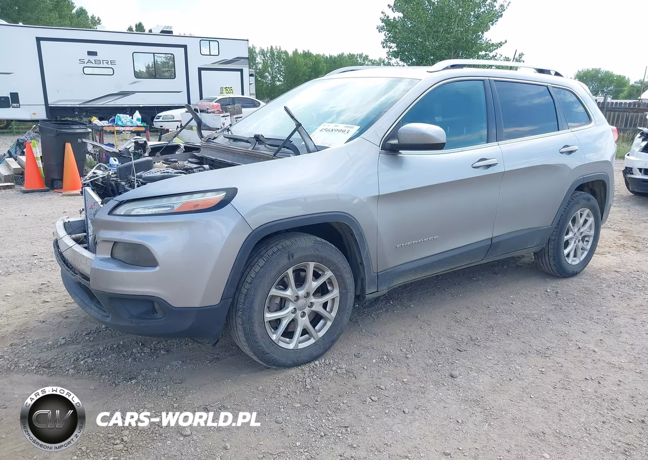 2016 Jeep Cherokee Latitude VIN:1C4PJMCS6GW162982 - 2