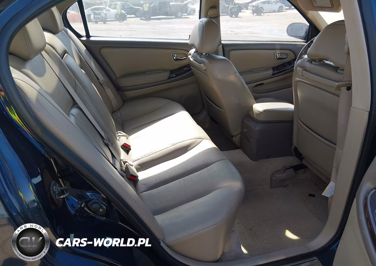 2001 Infiniti I30 Luxury VIN:JNKCA31A81T022605 - 8