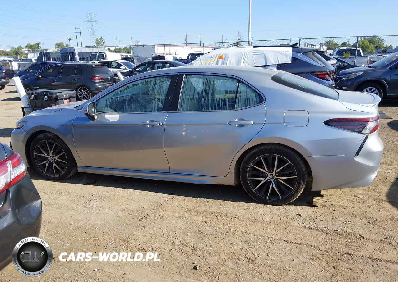 2021 Toyota Camry Se VIN:4T1G11AK9MU520628 - 14