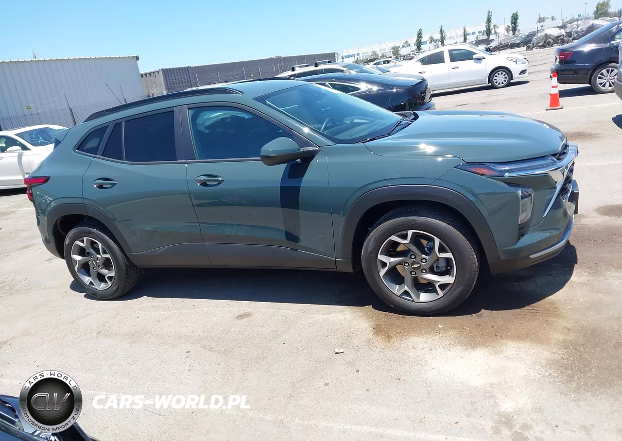 2025 Chevrolet Trax Fwd Lt VIN:KL77LHEPXSC306003 - 14