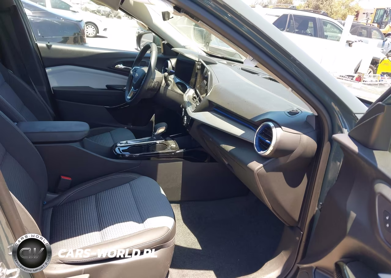2025 Chevrolet Trax Fwd Lt VIN:KL77LHEPXSC306003 - 5