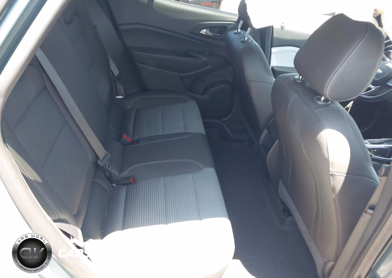 2025 Chevrolet Trax Fwd Lt VIN:KL77LHEPXSC306003 - 8