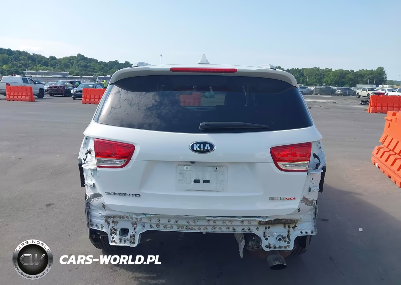 2017 Kia Sorento 2.0T Ex VIN:5XYPHDA18HG277667 - 16
