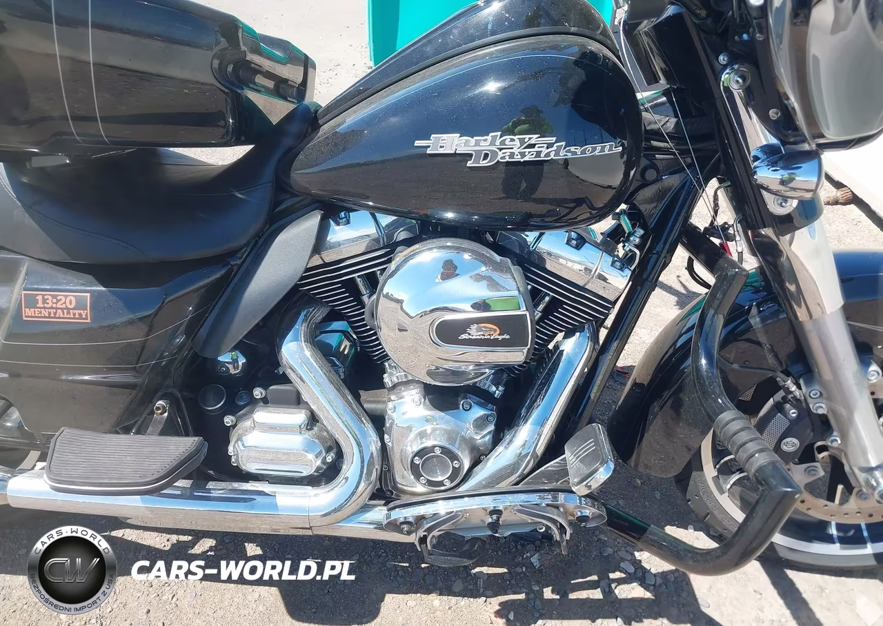 2015 Harley-Davidson Flhxs Street Glide Special VIN:1HD1KRM16FB677362 - 8