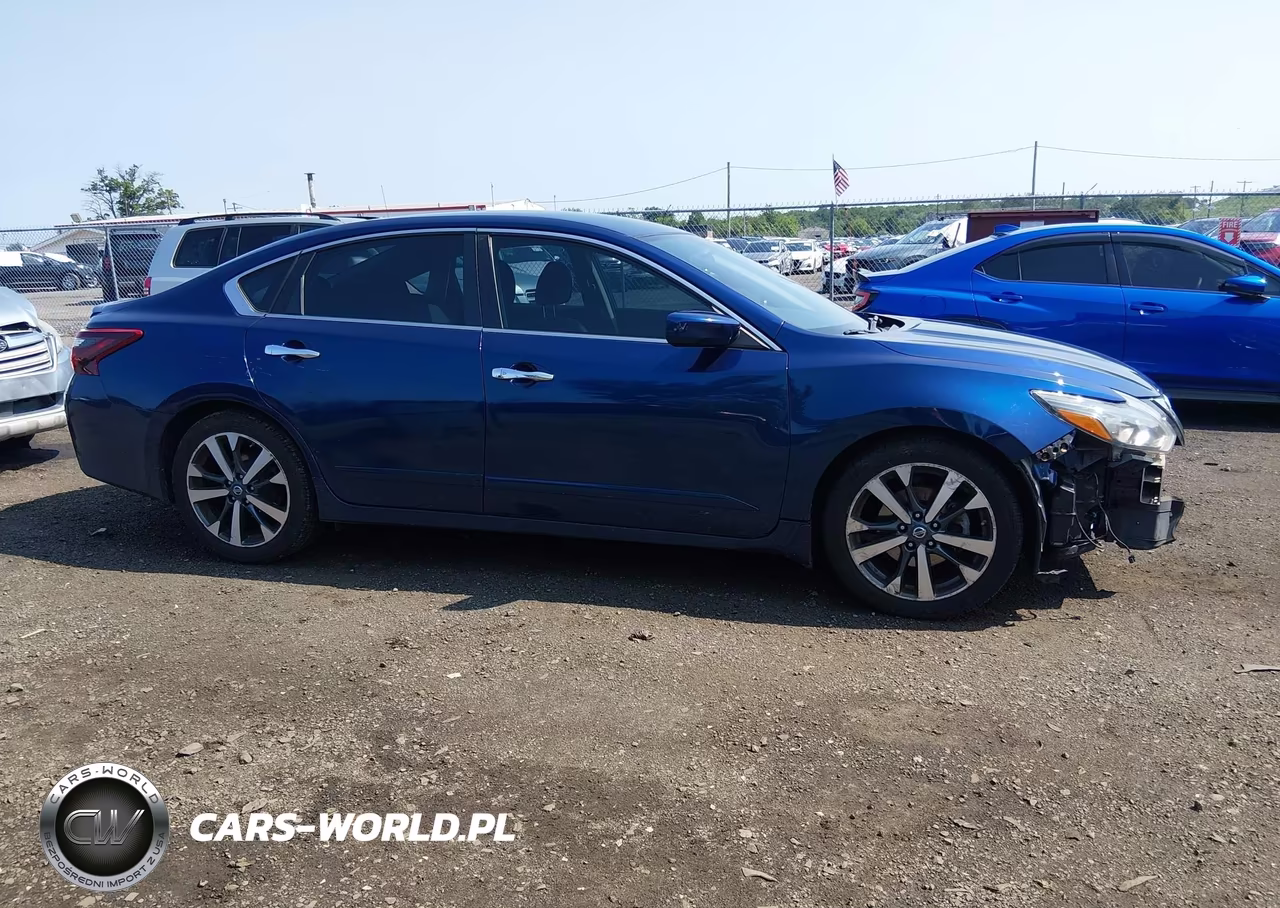 2017 Nissan Altima 2.5 Sr VIN:1N4AL3AP5HC493120 - 13