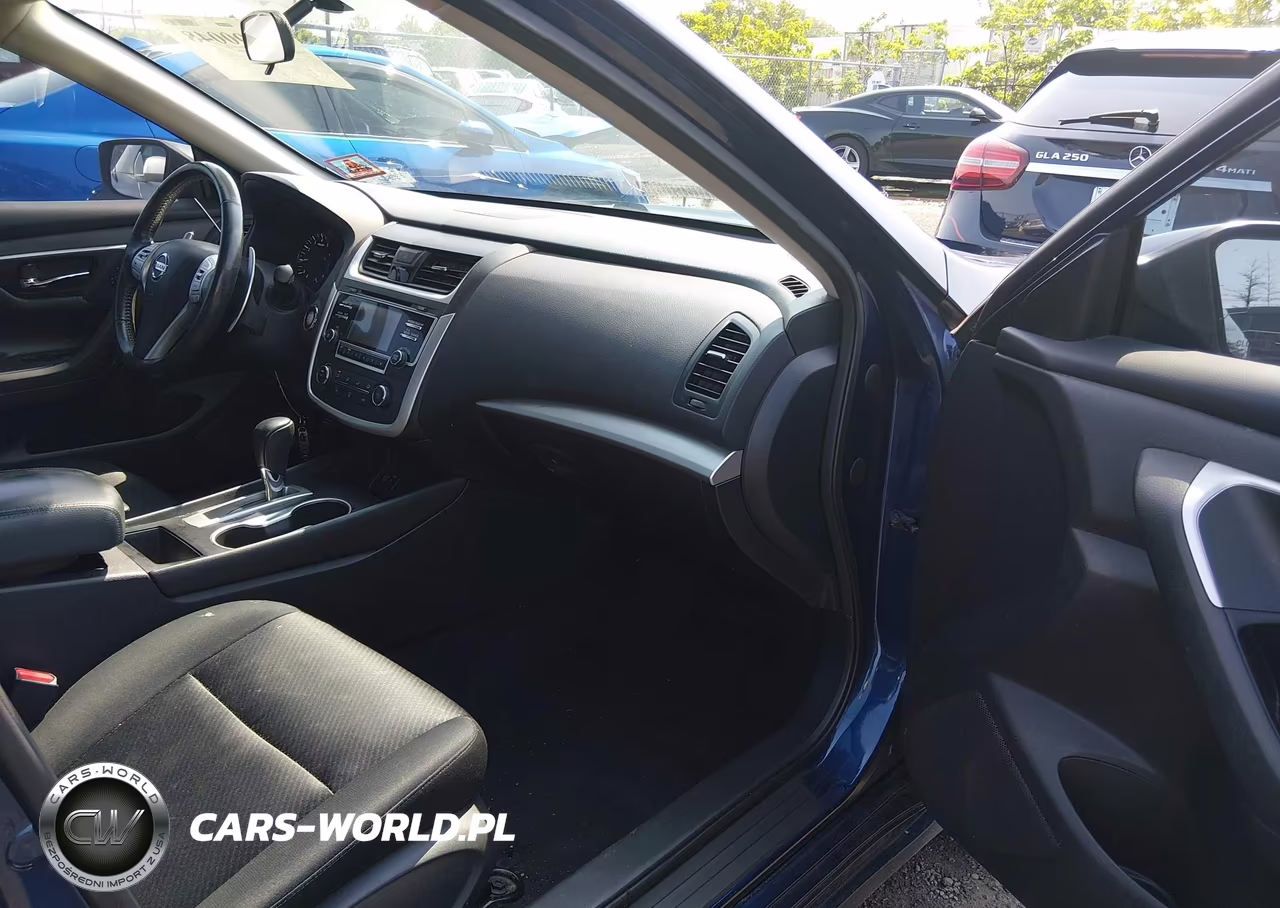 2017 Nissan Altima 2.5 Sr VIN:1N4AL3AP5HC493120 - 5