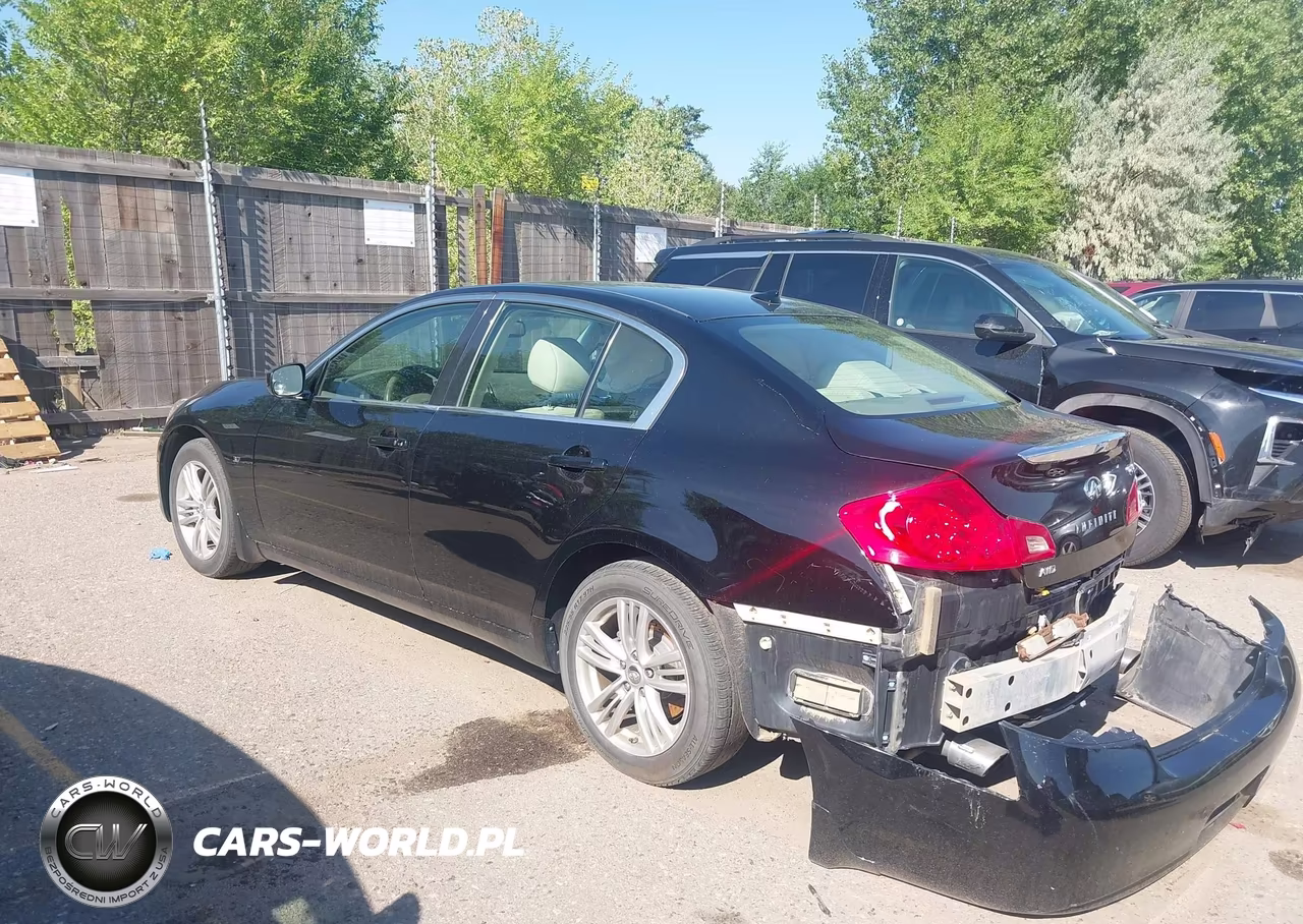 2015 Infiniti Q40 VIN:JN1CV6AR8FM524628 - 13