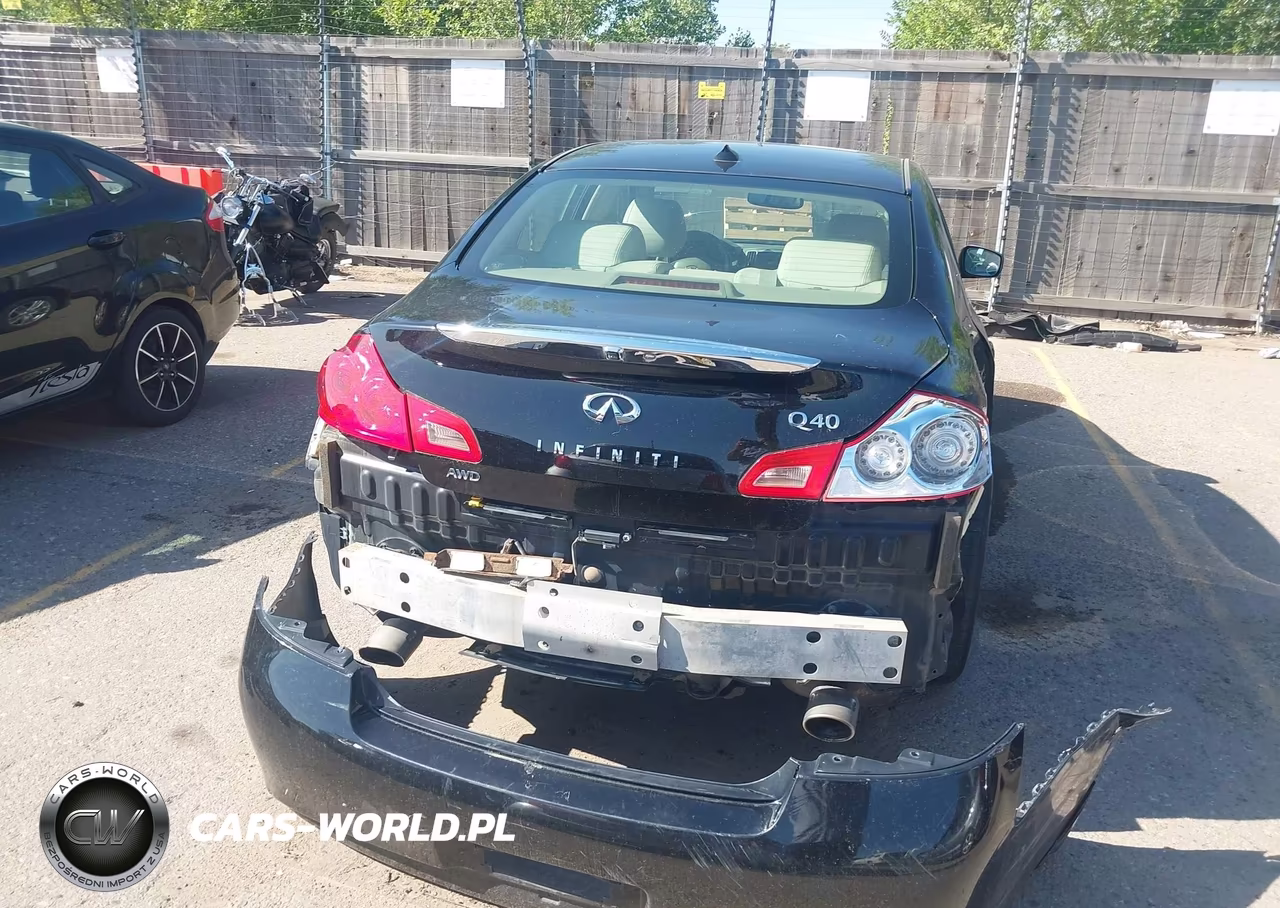 2015 Infiniti Q40 VIN:JN1CV6AR8FM524628 - 15