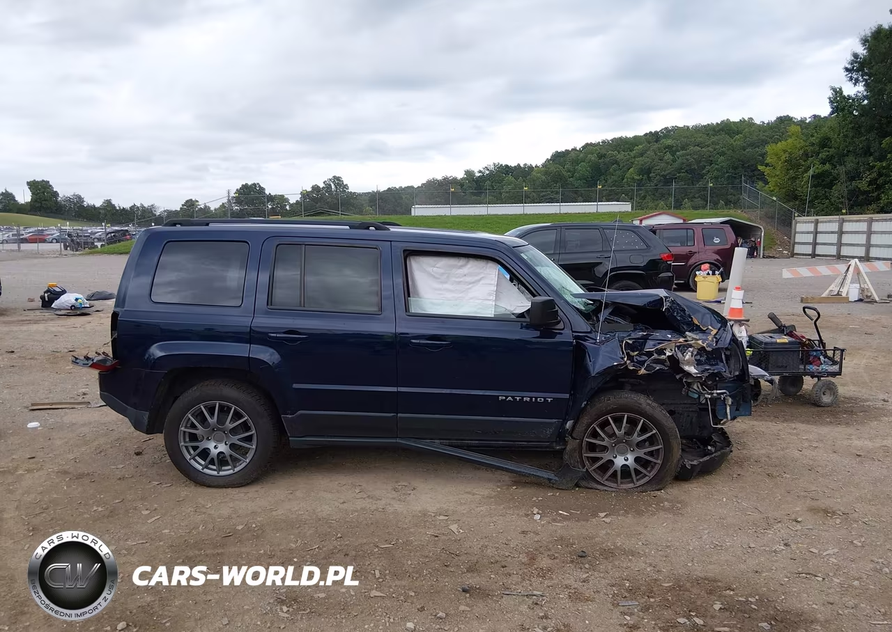 2016 Jeep Patriot Sport VIN:1C4NJPBB7GD736124 - 13