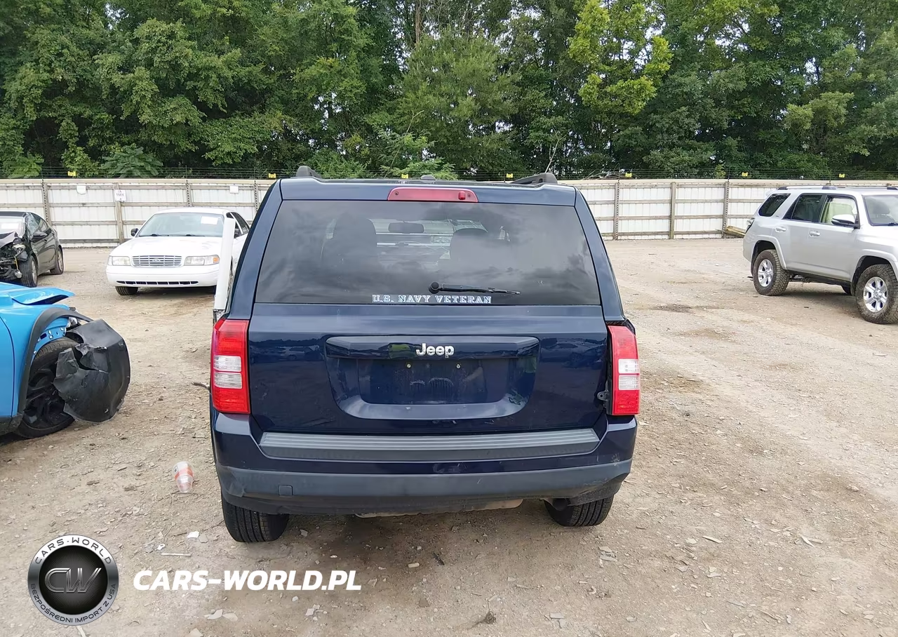 2016 Jeep Patriot Sport VIN:1C4NJPBB7GD736124 - 16