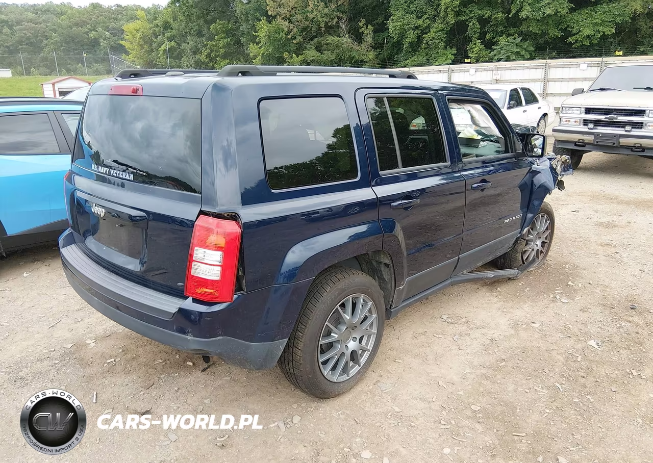 2016 Jeep Patriot Sport VIN:1C4NJPBB7GD736124 - 4