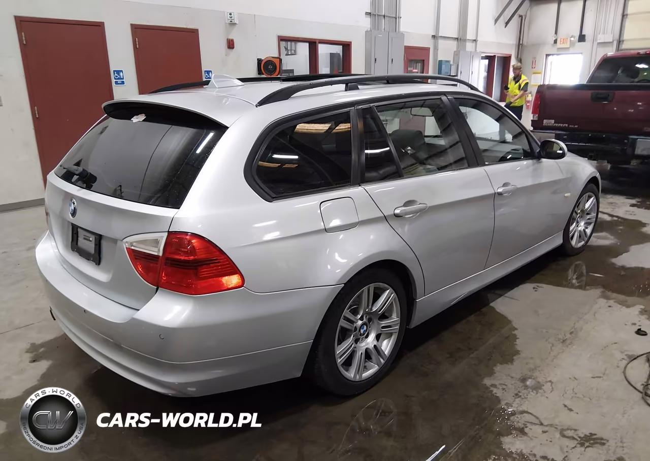 2007 BMW 328Xi VIN:WBAVT73517FZ36050 - 4