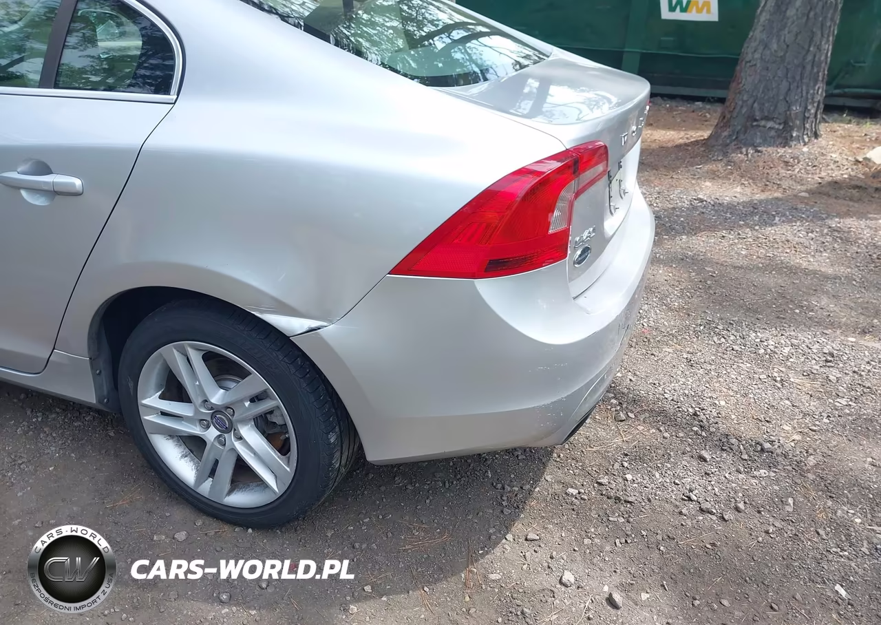 2014 Volvo S60 T5 VIN:YV1612FS5E2277566 - 6