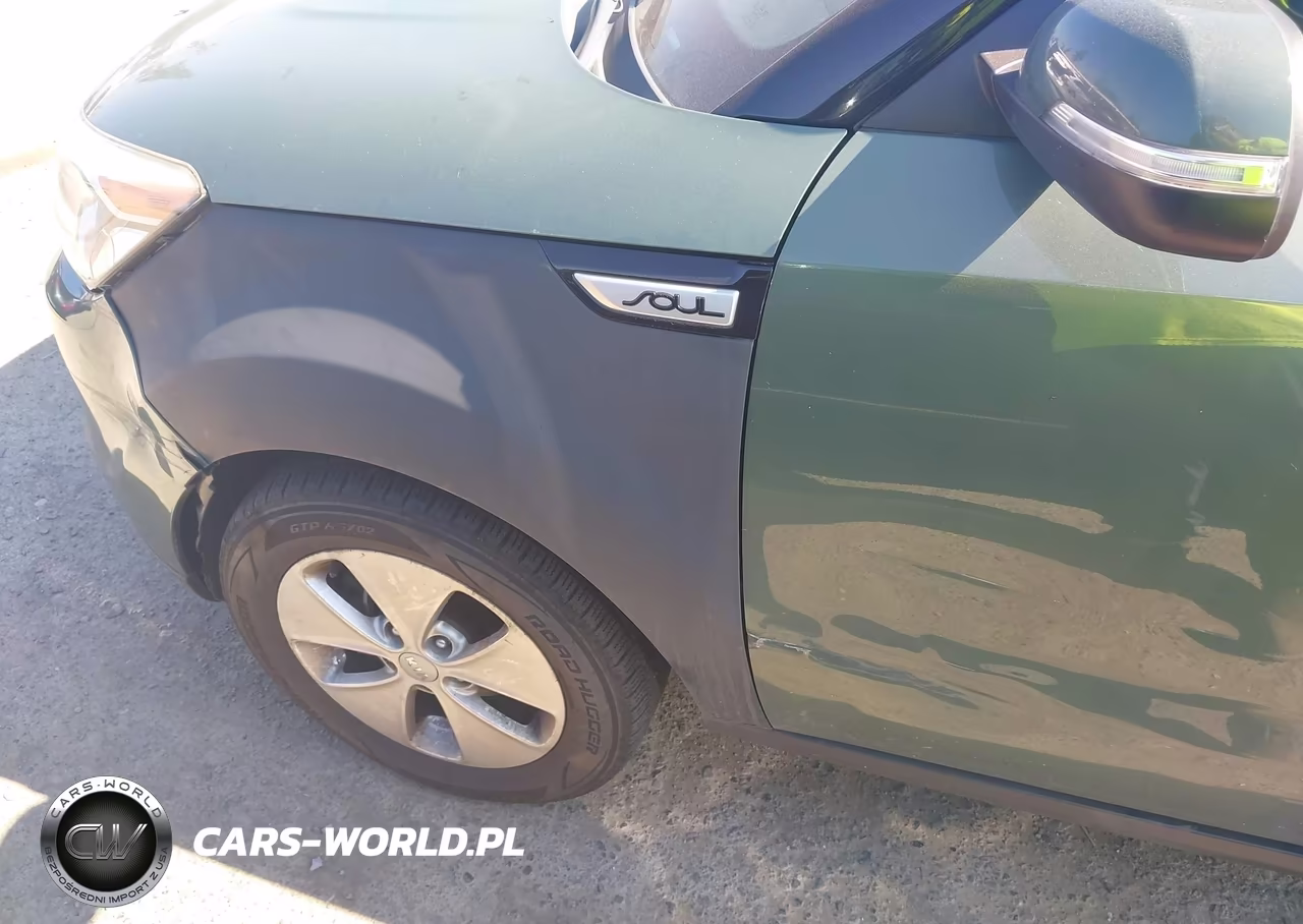 2014 Kia Soul + VIN:KNDJP3A58E7047853 - 12
