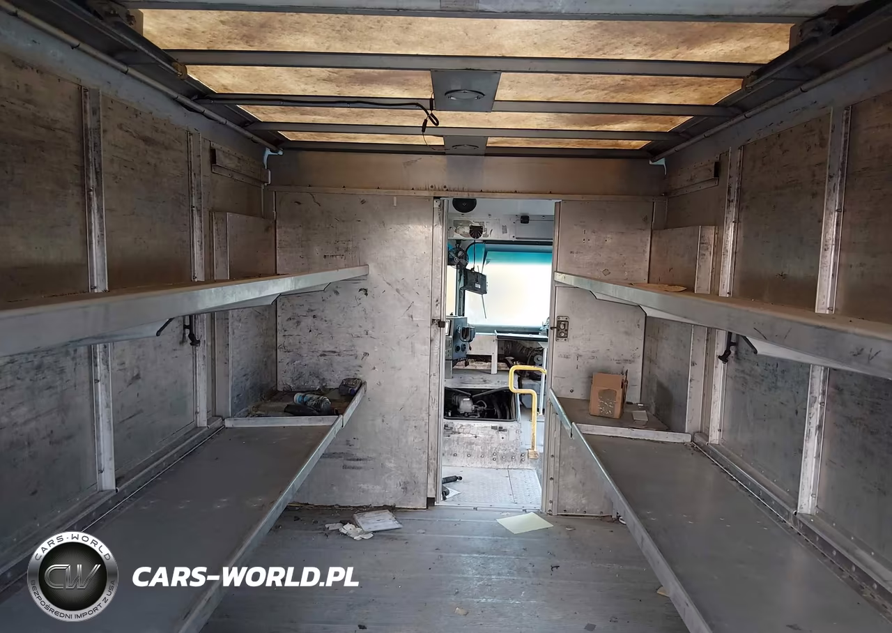 2015 Ford E-450 Stripped VIN:1FC3E4KL0FDA30386 - 6