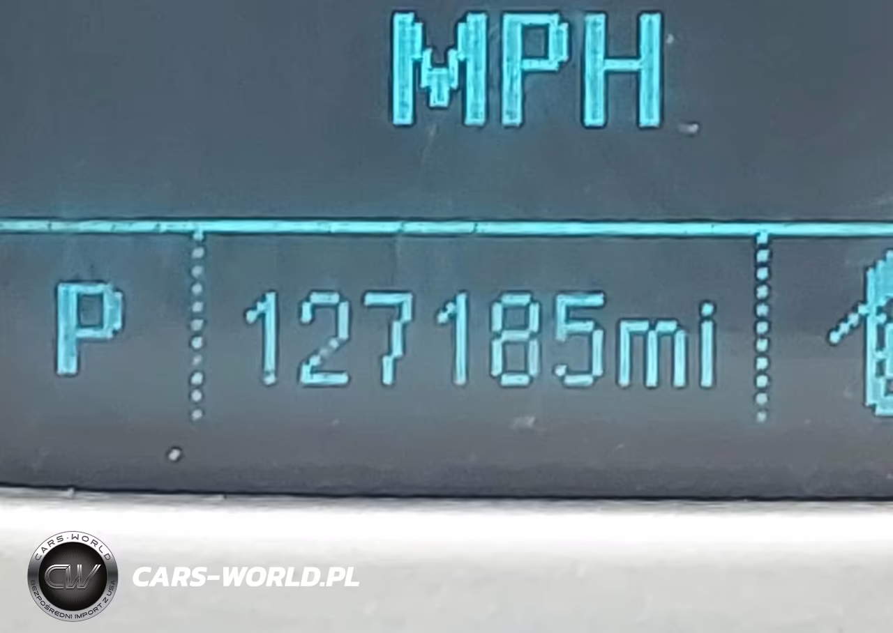 2015 Chevrolet Camaro 2Ls VIN:2G1FB1E38F9135683 - 15