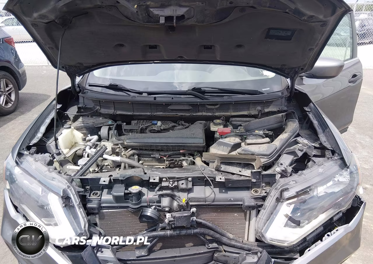 2018 Nissan Rogue S VIN:5N1AT2MT0JC758816 - 10