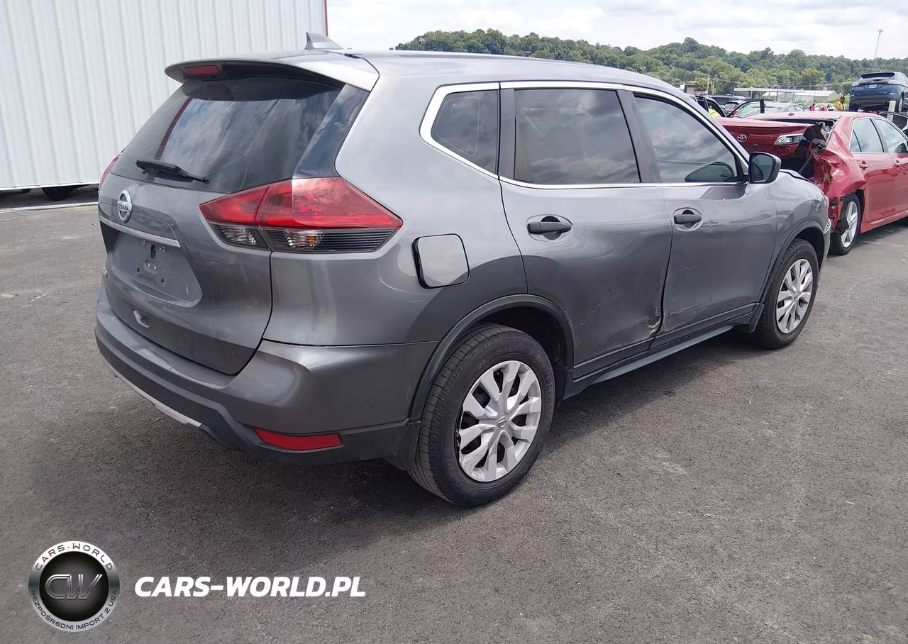 2018 Nissan Rogue S VIN:5N1AT2MT0JC758816 - 4
