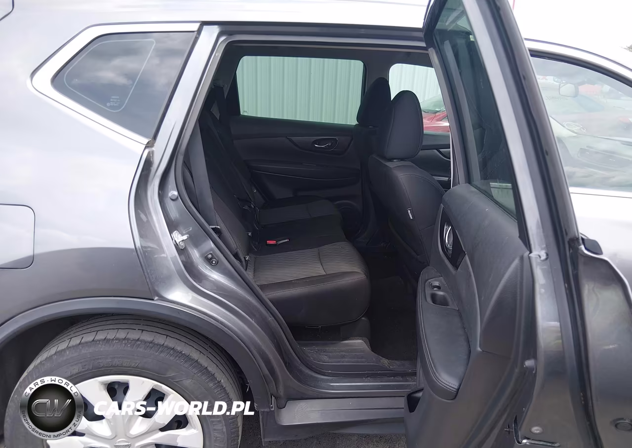 2018 Nissan Rogue S VIN:5N1AT2MT0JC758816 - 8