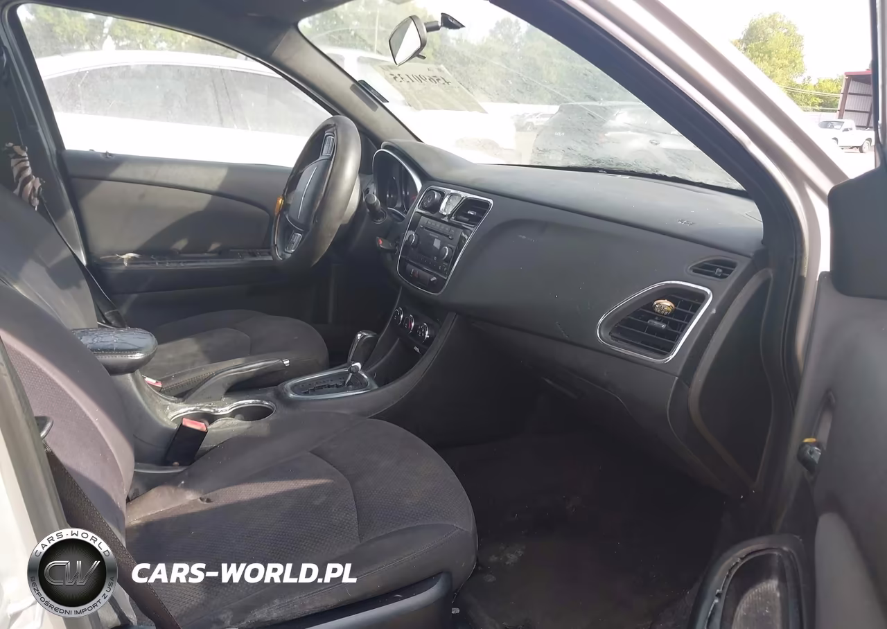 2012 Chrysler 200 Lx VIN:1C3CCBAB2CN244700 - 5