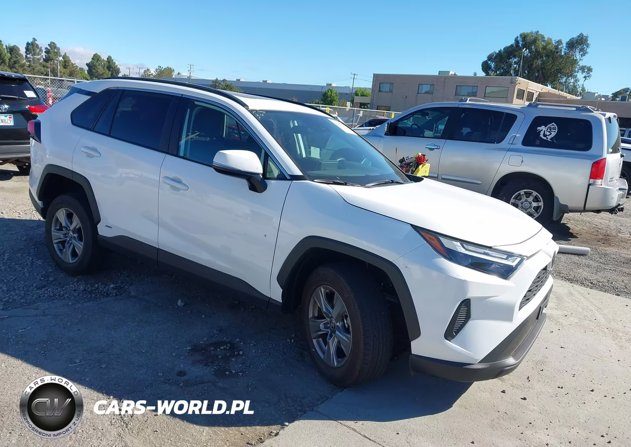 2025 Toyota Rav4 Hybrid Xle – zdjęcie 1 z 16