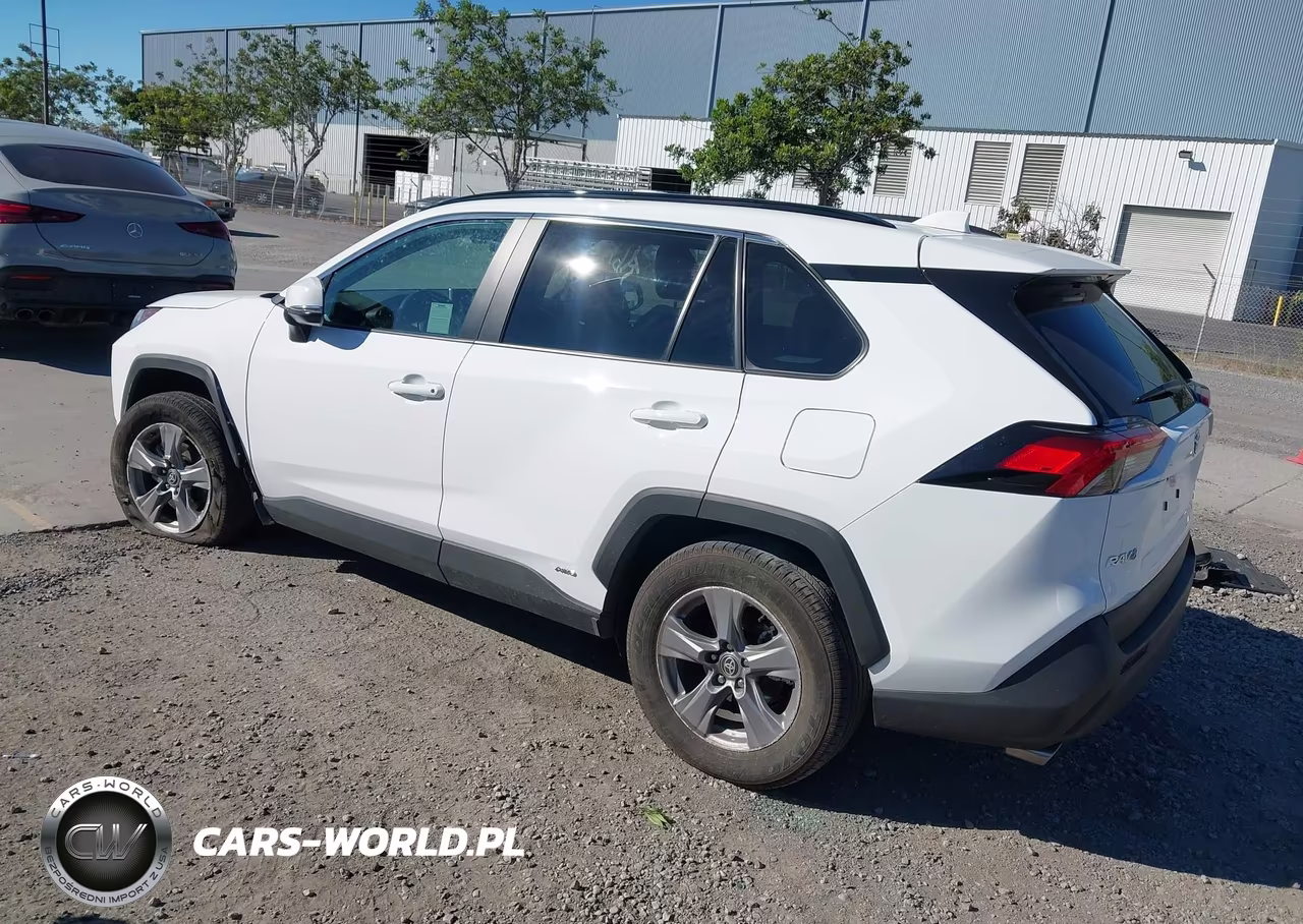 2025 Toyota Rav4 Hybrid Xle VIN:4T3RWRFVXSU190014 - 3