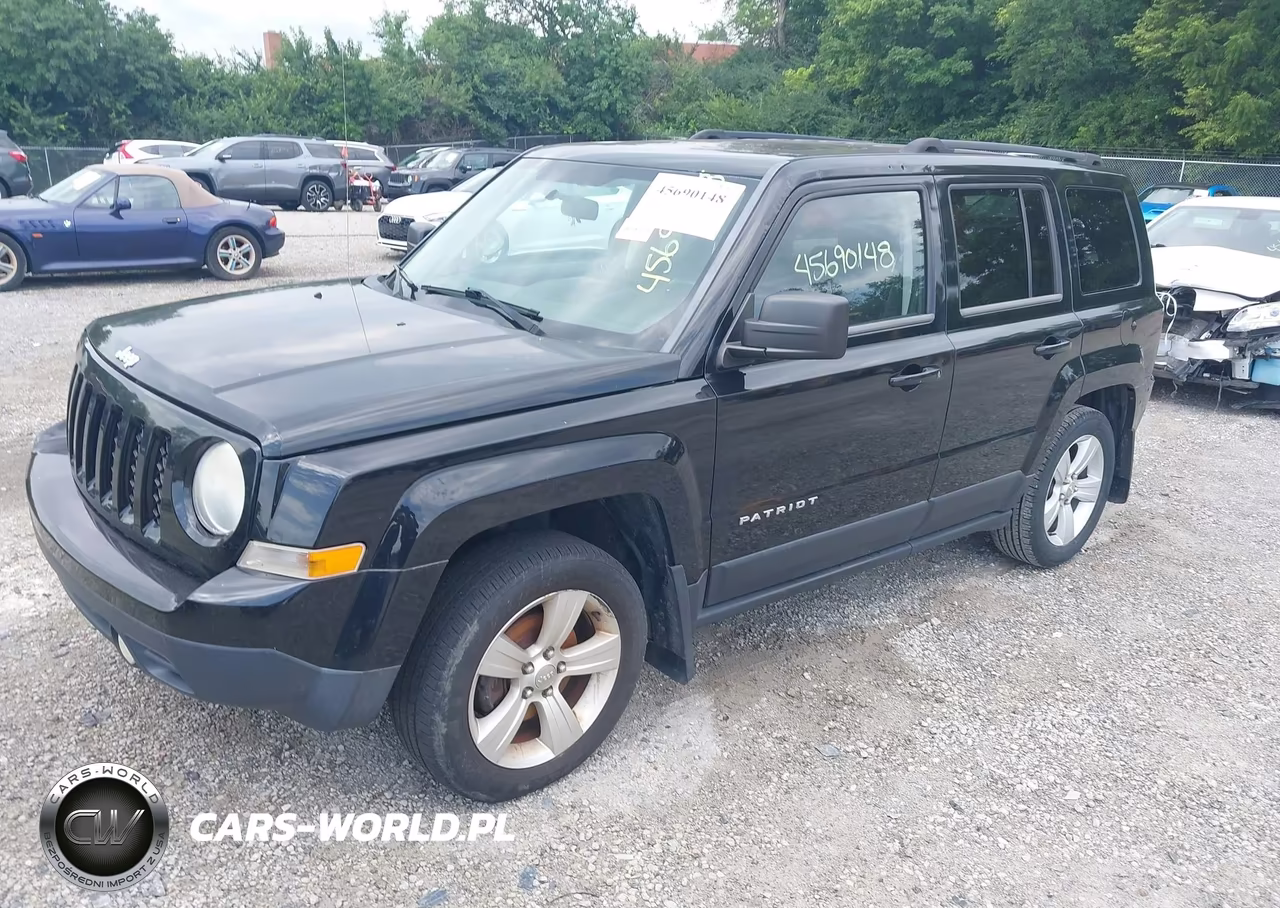2014 Jeep Patriot Latitude VIN:1C4NJPFB3ED586777 - 2