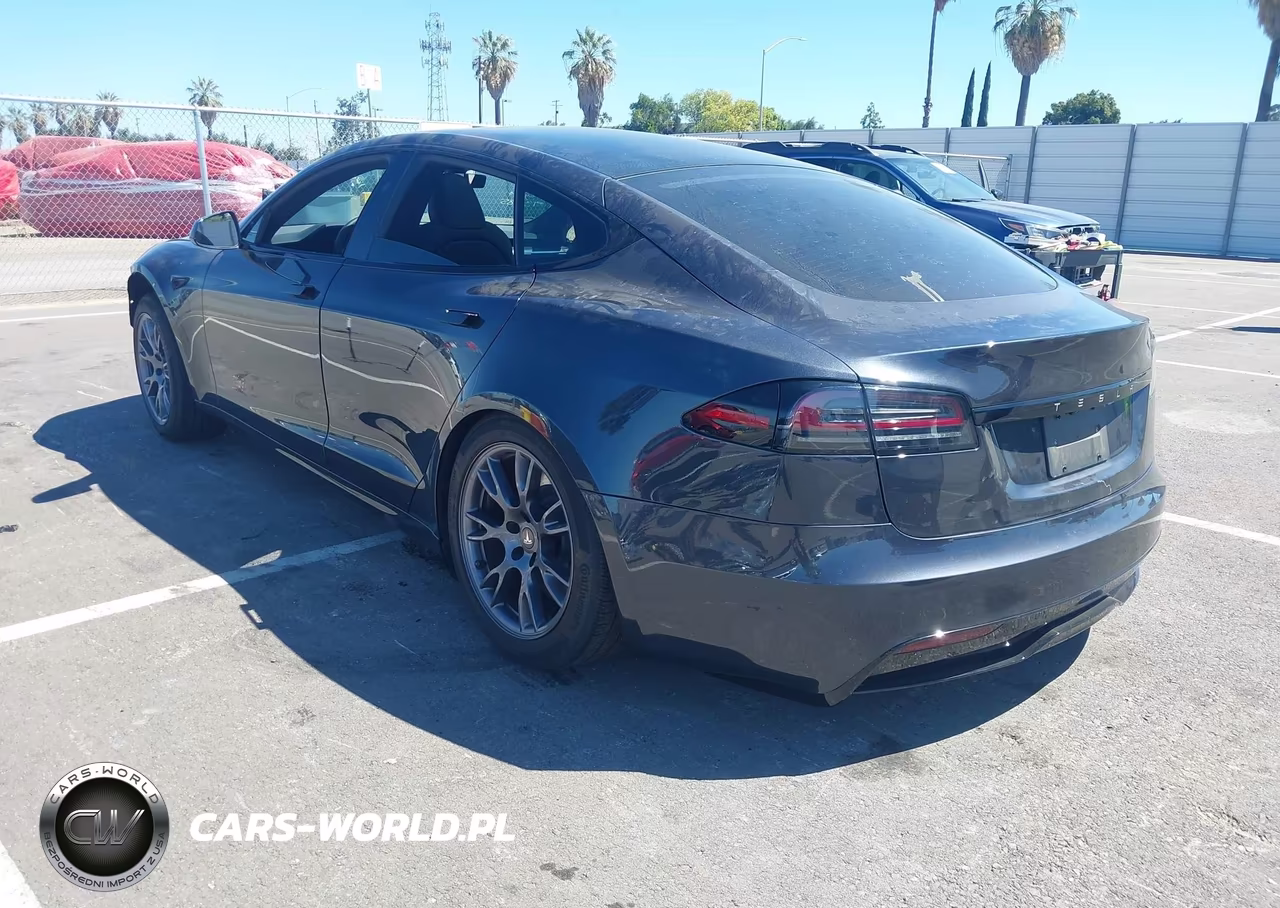 2025 Tesla Model S Rear-Wheel Drive VIN:5YJSA1E51SF550957 - 3