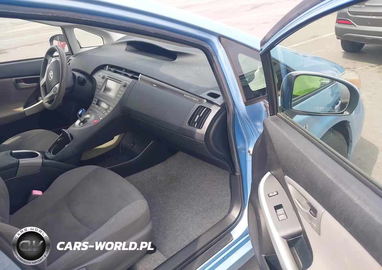 2012 Toyota Prius Plug-In VIN:JTDKN3DP8C3010376 - 5