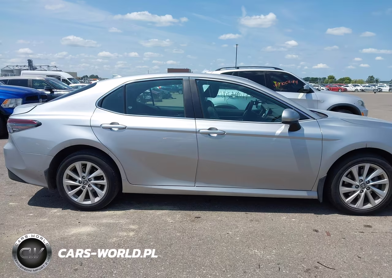 2023 Toyota Camry Le VIN:4T1C11AK5PU117586 - 13