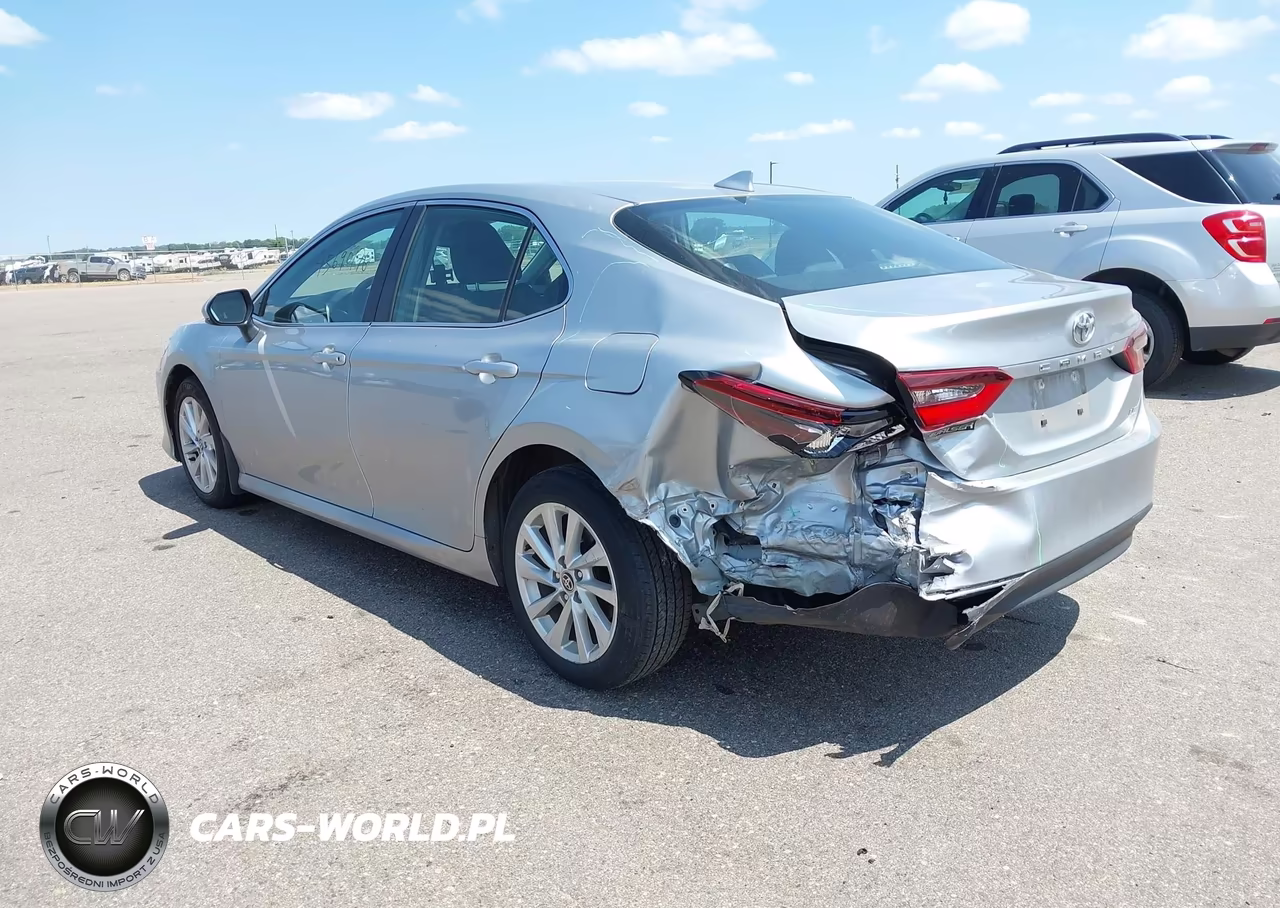 2023 Toyota Camry Le VIN:4T1C11AK5PU117586 - 3